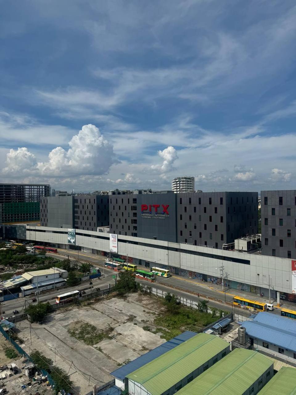 L Condotel Paranaque City Bagian luar foto